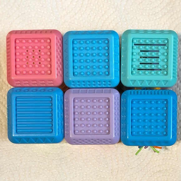 6 Vintage Fisher Price Peek-A-Boo Blocks. Sensory Theme. Set #1. - Picture 7 of 9